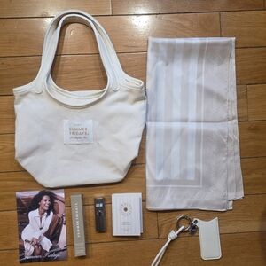 Summer Fridays Sunlit Vanilla NYC Pop Up Merch